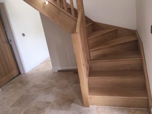 oak spindle stairs bottom